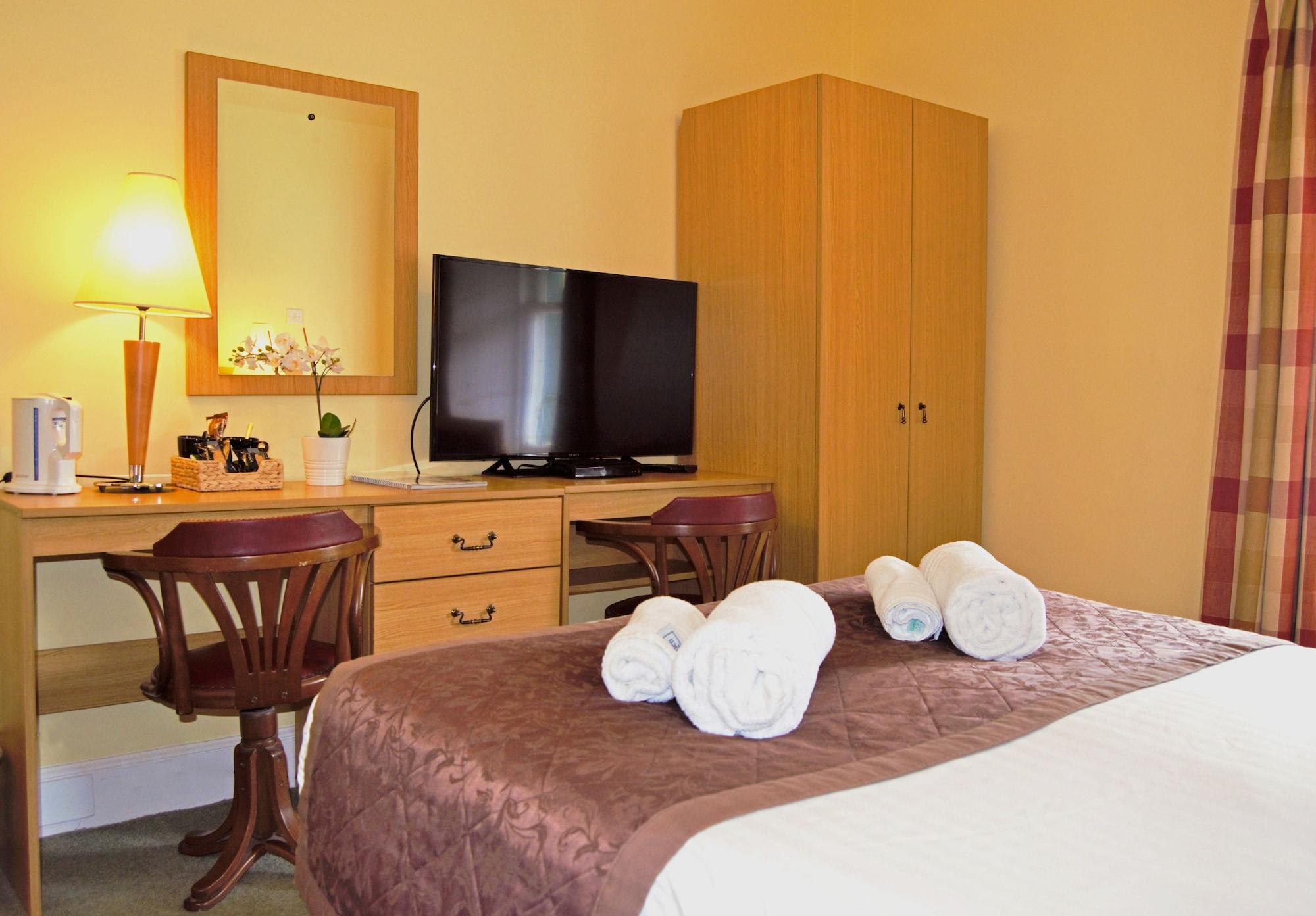Bridge Of Cally Hotel Bagian luar foto